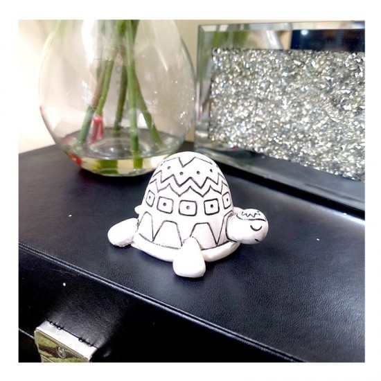 Home Decor Dunelm Resin Mini White With Dark Detailing